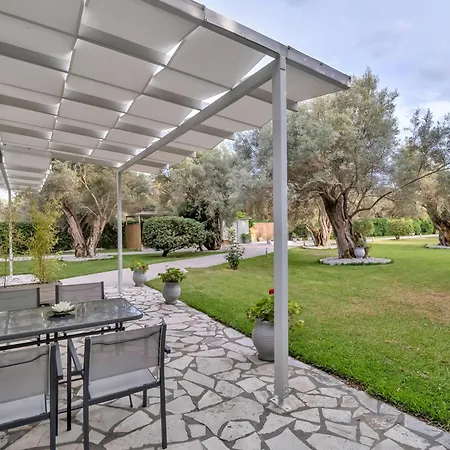 Elaia 3 * Lefkada City